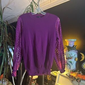 Suzanne Betro Purple Lace Sleeve Sweatshirt S/M
